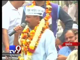 AAP worker who wanted Kejriwal to be replaced by Kumar Vishwas as party's organiser, expelled - Tv9