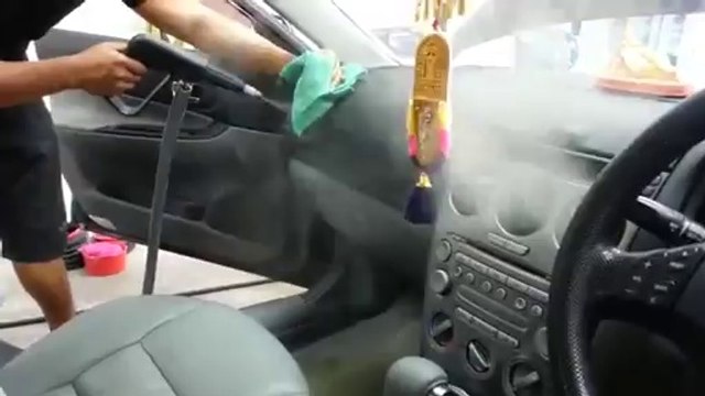 Air con vents steam cleaning by SEEKER Singapore