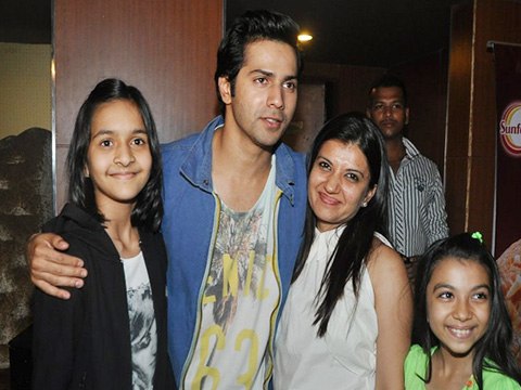 Varun Dhawan At PVR Juhu For Main Tera Hero