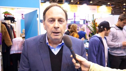 Rencontre avec Ian BORTHWICK au Salon du livre de Paris avec le ministère des Outre-mer