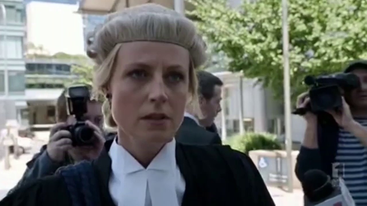 Janet King moments S1x01|2