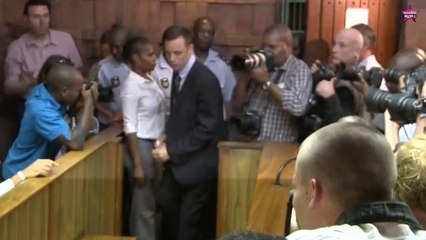 Oscar Pistorius : Entre larmes et regrets à son procès ! (Vidéo)