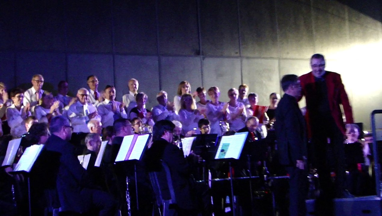 What a wonderful World Harmonie de Nissan+J. Vidal au chant