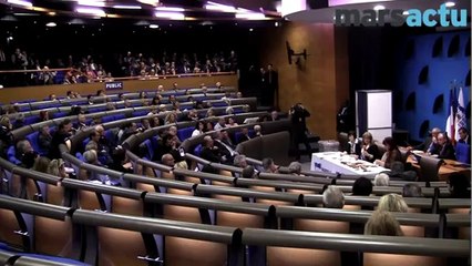 Guy Teissier est élu président de la communauté urbaine Marseille provence métropole