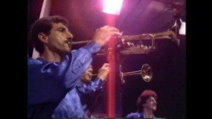 Lia Crucet - Que Bello