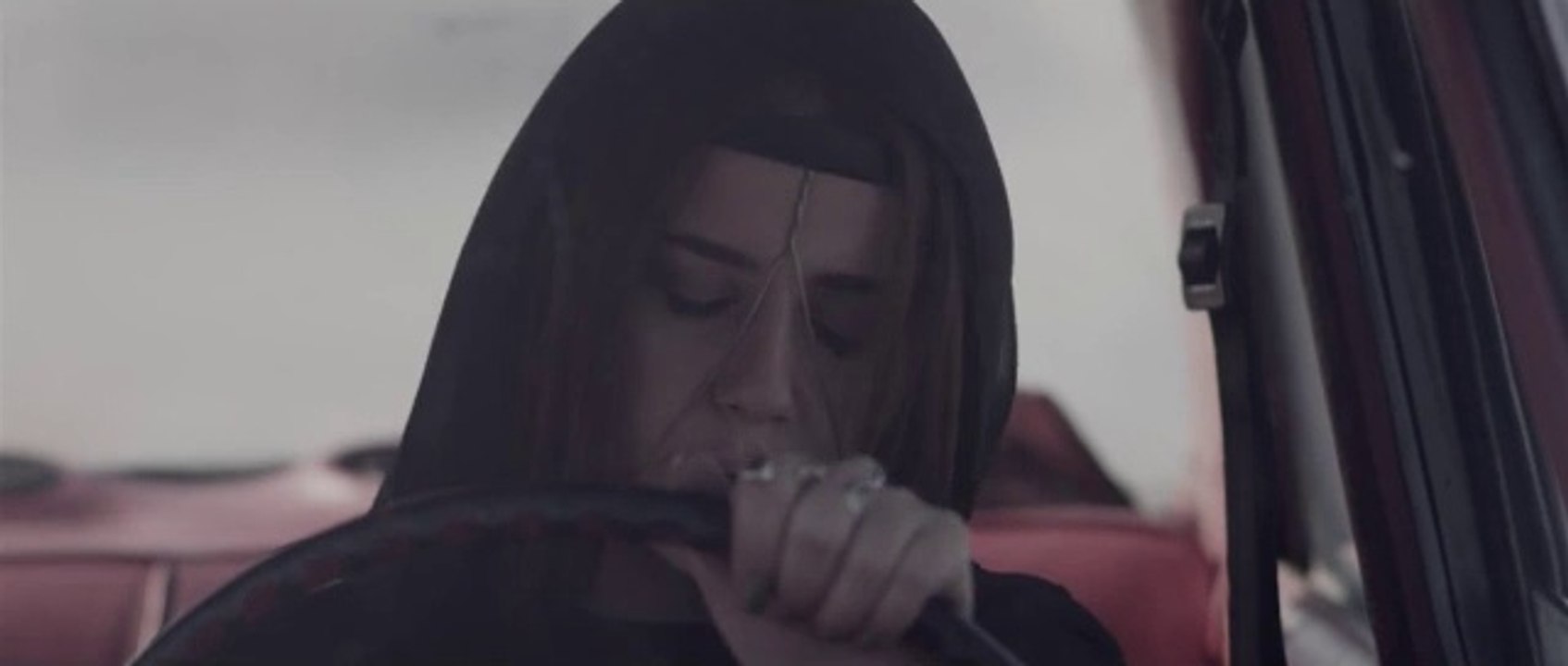 Helal Ettim (Erdem Kınay & Merve Özbey)