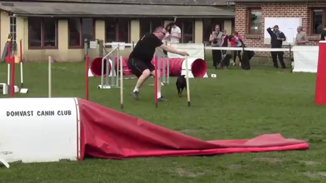HELLBOY 3e JUMPING PLUS DOMVAST 2014