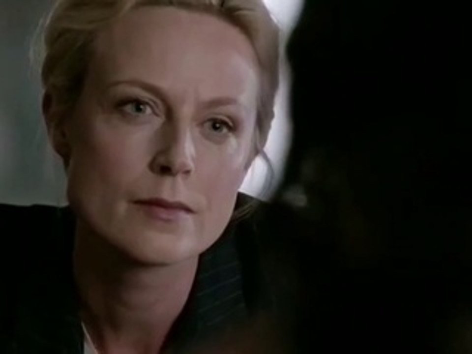 Janet King moments S1x02|2