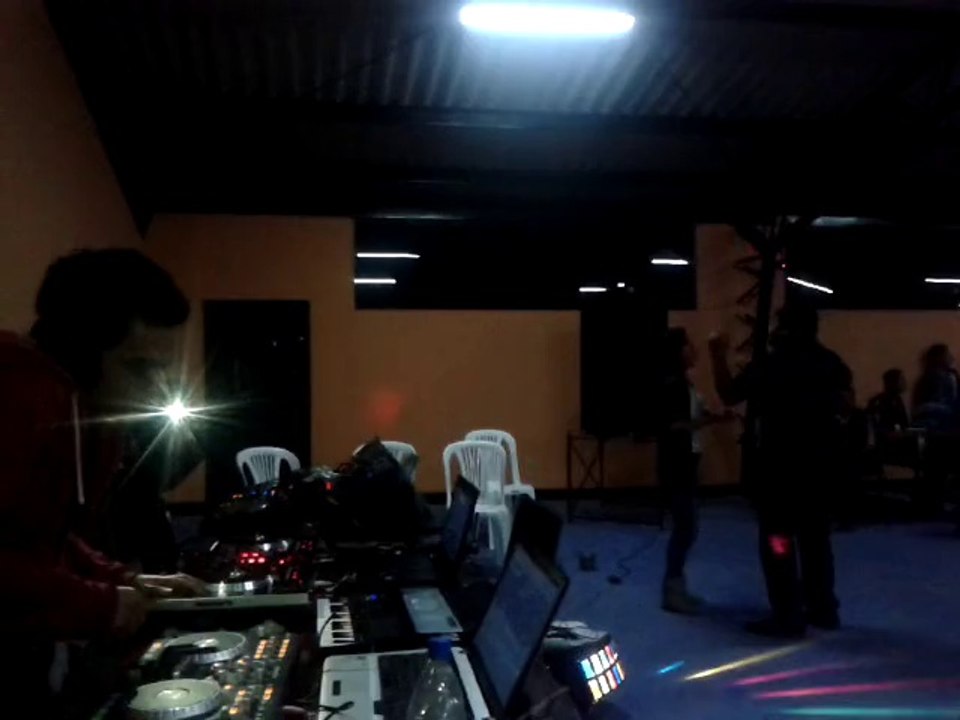 Junio® Dj en sangolqui con los grandes amigos de alex caizatoa y alex cajamarca, y Hugo Jami