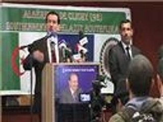 استمالة أصوات الجالية الجزائرية في فرنسا