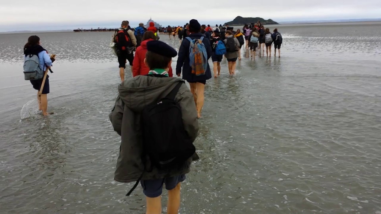 700 scouts au Mont-Saint-Michel