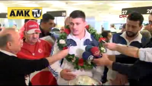 Rıza Kayaalp: Olimpiyat şampiyonu olmadan evlenmeme izin yok