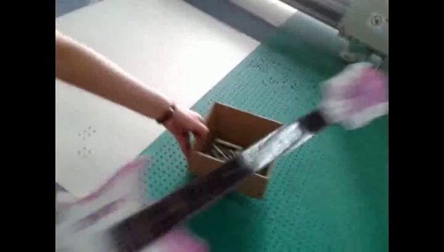 aokecut@163.com DCZ50 sample maker corrugated carton box flatbed cutter table machine