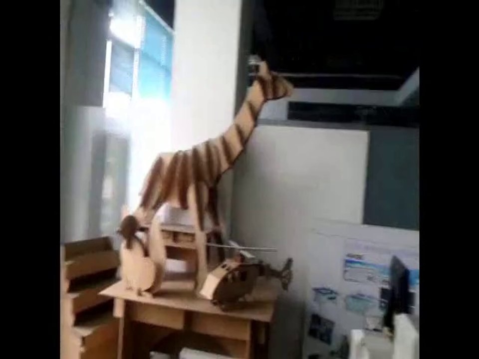 aokecut@163.com showroom sample maker packaging carton box digital flatbed cutter table plotter machine