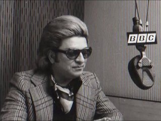 Zeki Müren & Muazzez Abacı - Hicbir Seyde Gözüm Yok