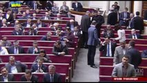 Fight in Ukrainian parliament - Bójka w parlamencie ukraińskim!