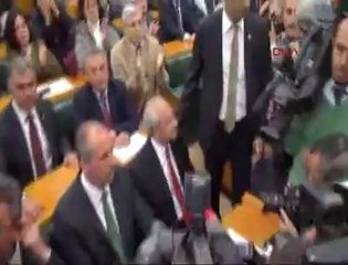 Kılıçdaroğlu'na yumruklu saldırı I www.halkinhabercisi.com