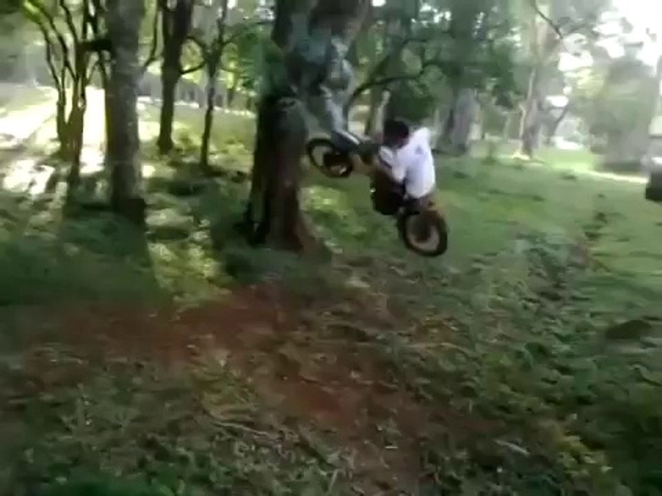 Balançoire Moto