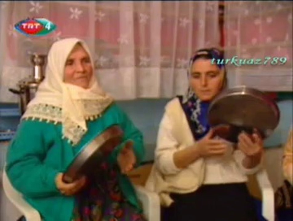 Melek DEMİRCİ & Ayşe ŞAHİN-Amasya Türküleri Manileri