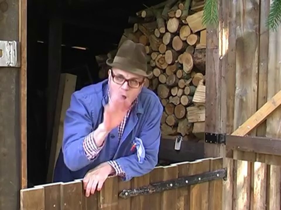 Diatenerhohung im Bundestag - Politiker genehmigen sich groen Schluck aus der Pulle%21