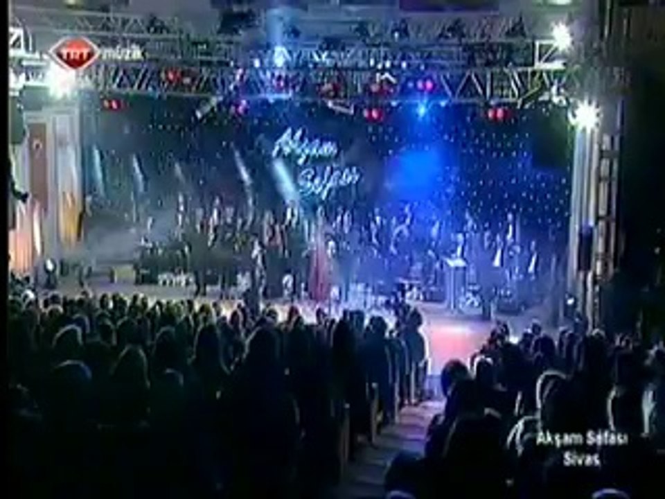 Esra İçöz - Mor Menekşe