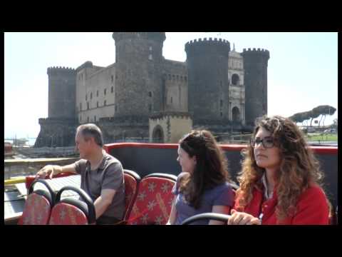 Video Napoli - Il CitySightSeeing festeggia i 10 anni con un \