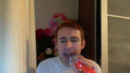 Wiwi égratigne "abus dangereux" d'Anne Papiri