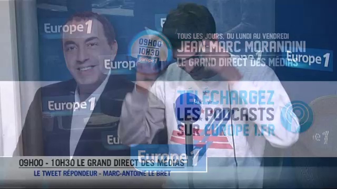 Derrière le poste