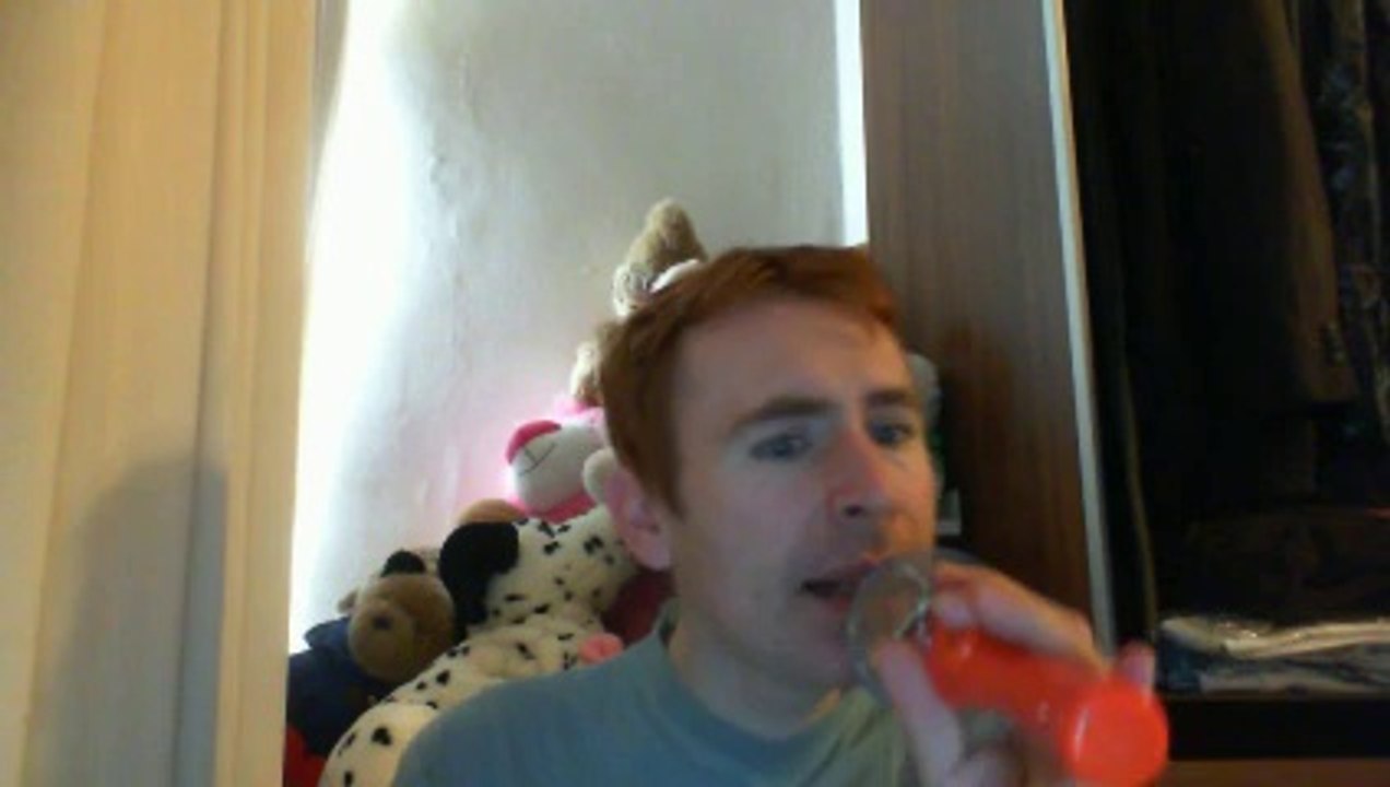 Wiwi égratigne "Mama Luba" de Serebro