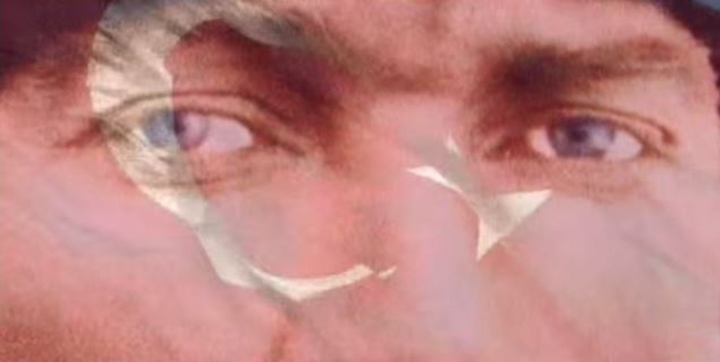 SARI SAÇLIM MAVİ GÖZLÜM -ATATÜRK - KUDRET KAÇAR