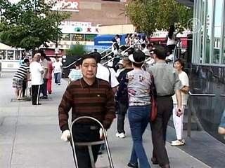 Всё больше китайцев покидают ряды компартии