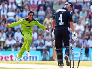 Shoaib Akhtar All Amazing Bouncers- The Terrorist