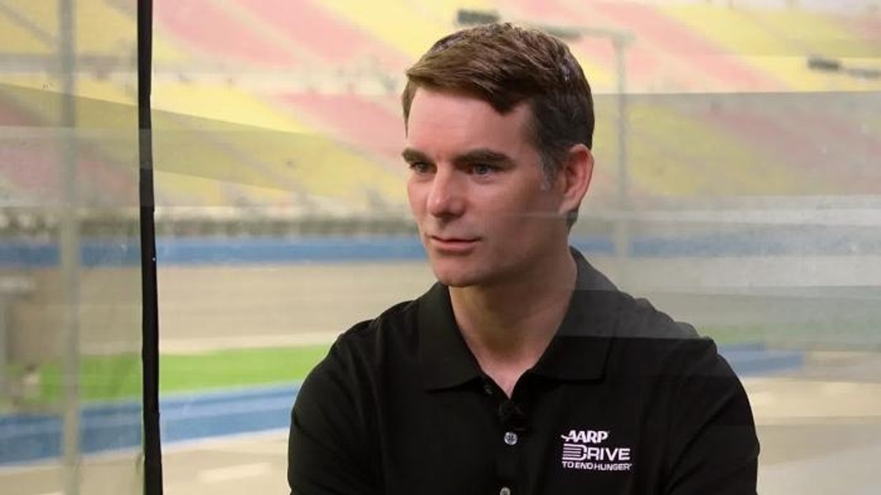 Jeff Gordon Reflects On Dale Earnhardt's Death