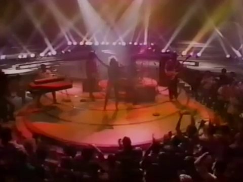 TINA TURNER - Better Be Good To Me (1984) (Solid Gold)