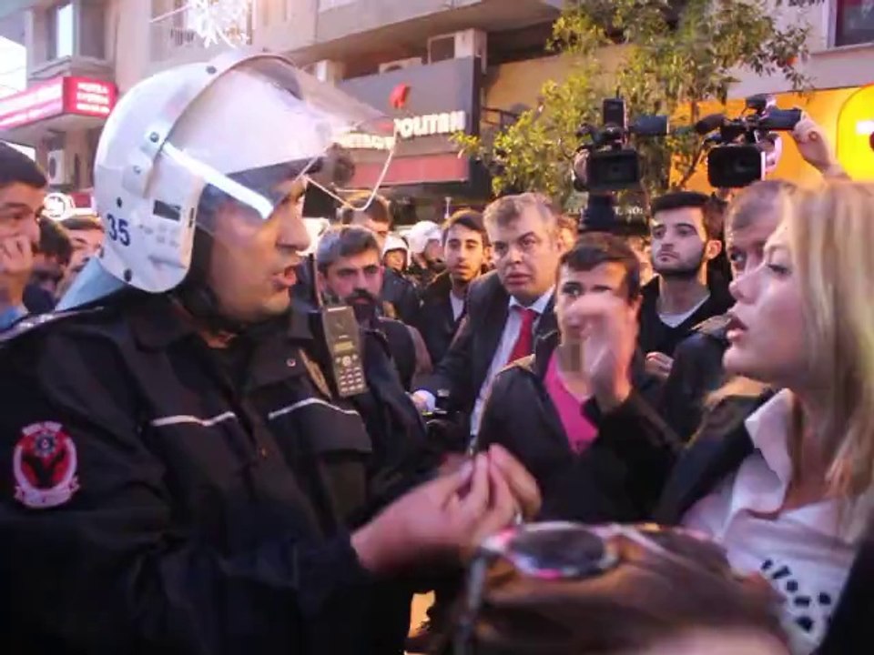 16 Mart 2014 Alsancak Barlar Sokağındaki Eylem