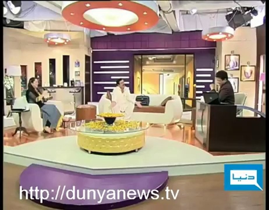 Azizi as Desi Patwari Sohail Ahmed Hasb-e-Haal