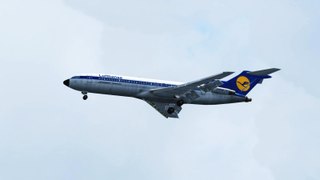 FSX Lufthansa Boeing 727 Landing @ Frankfurt Hahn RWY 03 ( HD )