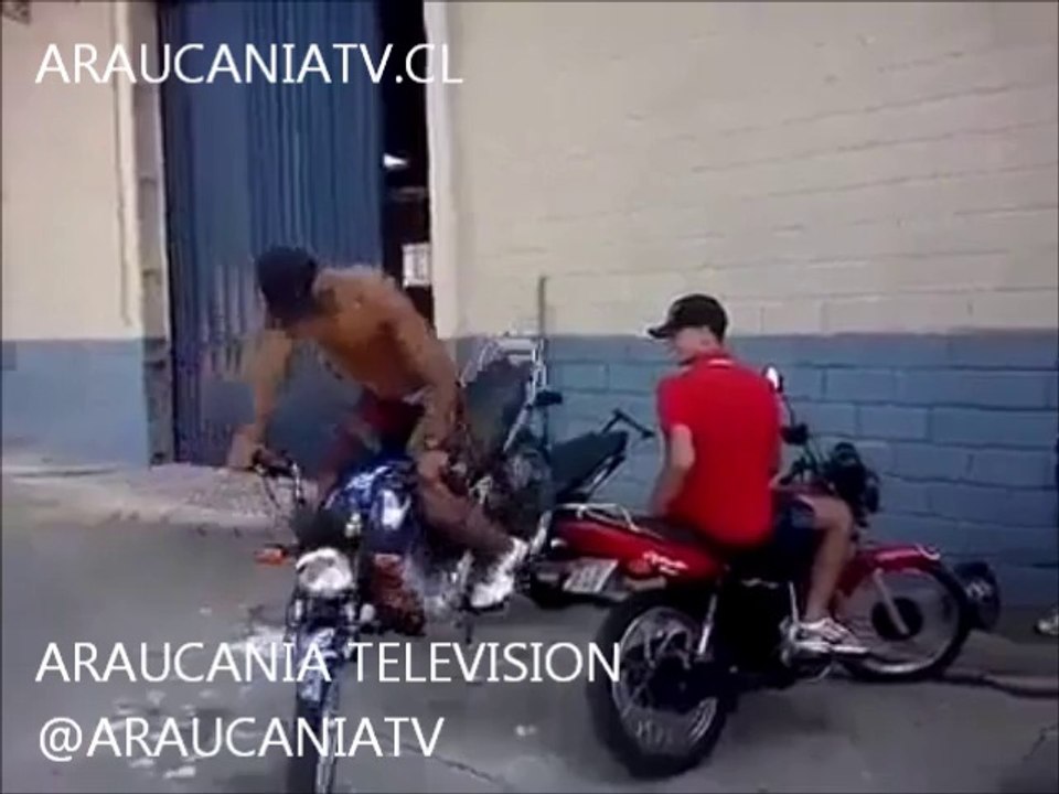 NUEVA FORMA DE ESTACIONAR LA MOTO
