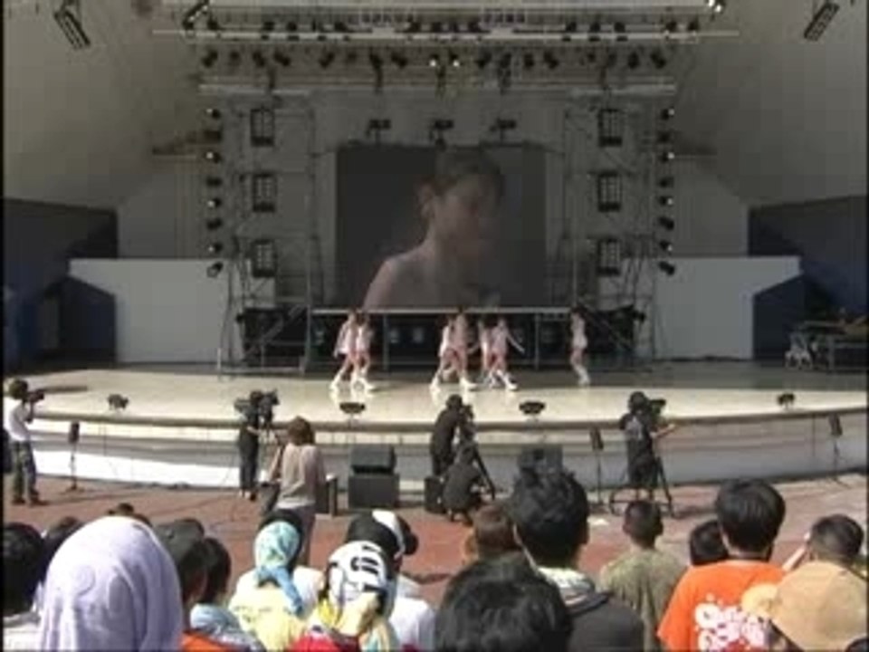 Soku Dakishimete (Live2006Summer)-*C-ute