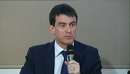 "La présence d'Harlem Désir au gouvernement est un atout", juge Valls