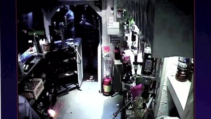 E-cigarette explodes behind bar while on charge