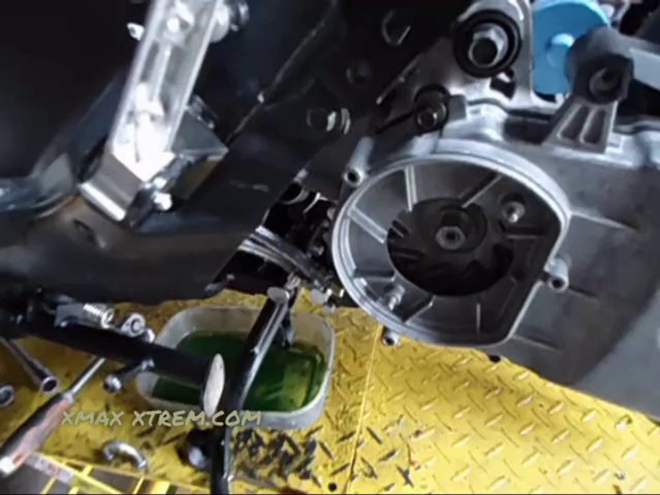 montage-moteur-xmax-part2-vid-o-dailymotion