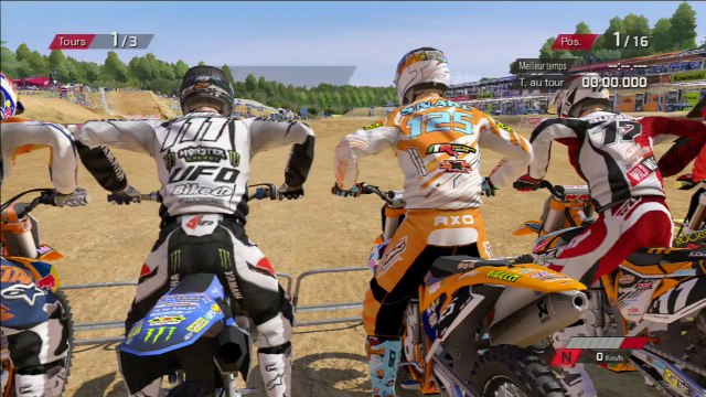 MXGP The Official Motocross Videogame trophée Premier virage en tête