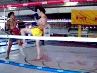 Rutko aux paos entrainement o sityodtong