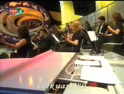 Melihat GÜLSES-Unutulmaz Adınla Dudakta Kal Sevgilim