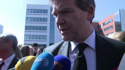 Valls: première sortie sous le signe du patriotisme économique