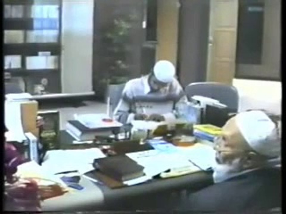 Dr. Zakir Naik - How Deedat Made Me Da'ee (Muslim Preacher) - 2/2