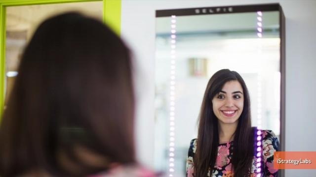 Automated Mirror Takes And Posts Selfies for You