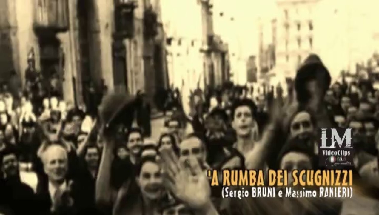 'A RUMBA DEI SCUGNIZZI   (Massimo Ranieri e Sergio Bruni)