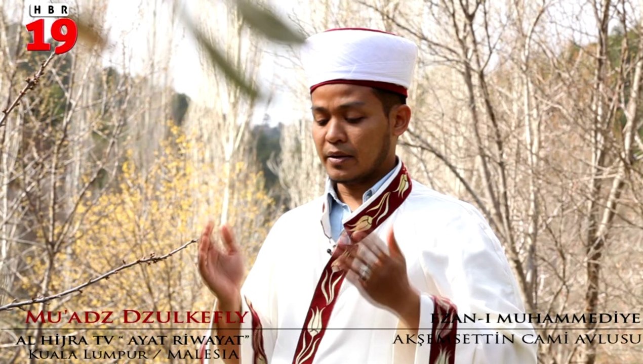 Mu'adz Dzulkefly İskilip'te ezan okuyor